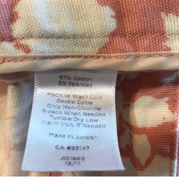 Talbots Pink / White Floral Pattern Pants - Picture 5 of 6